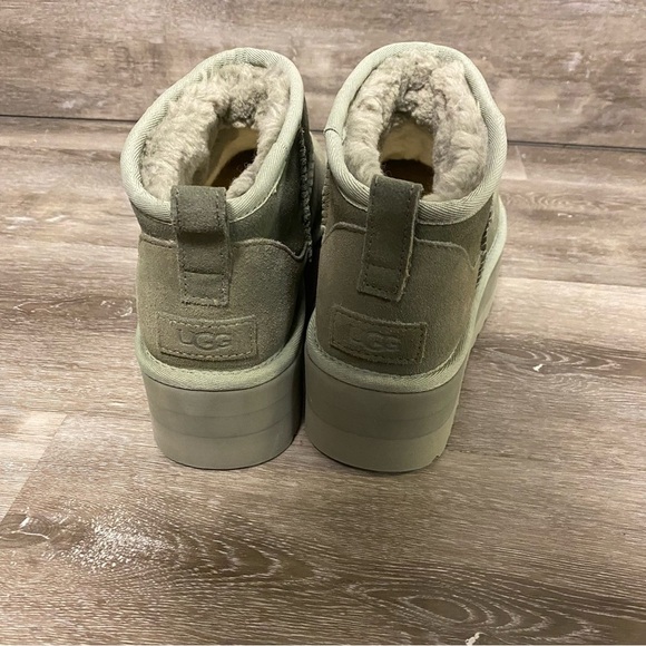 UGG | Ultra Mini Platform Boots In Moss Green Size 11 NEW - Picture 11 of 15